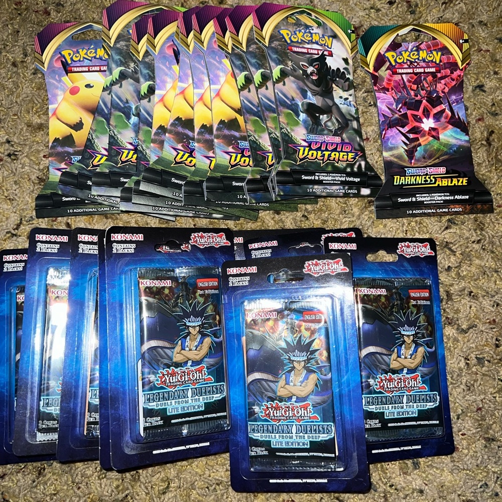 Pokémon & Yugioh Cards